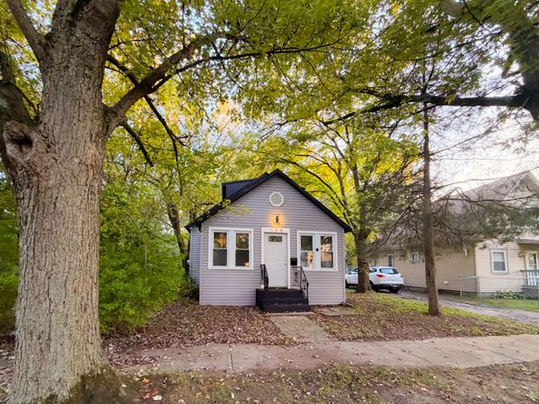 174 Cross Street, Benton Harbor, MI 49022