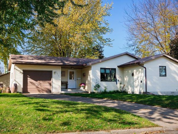 1515 Chandler Avenue N, Glencoe, MN 55336