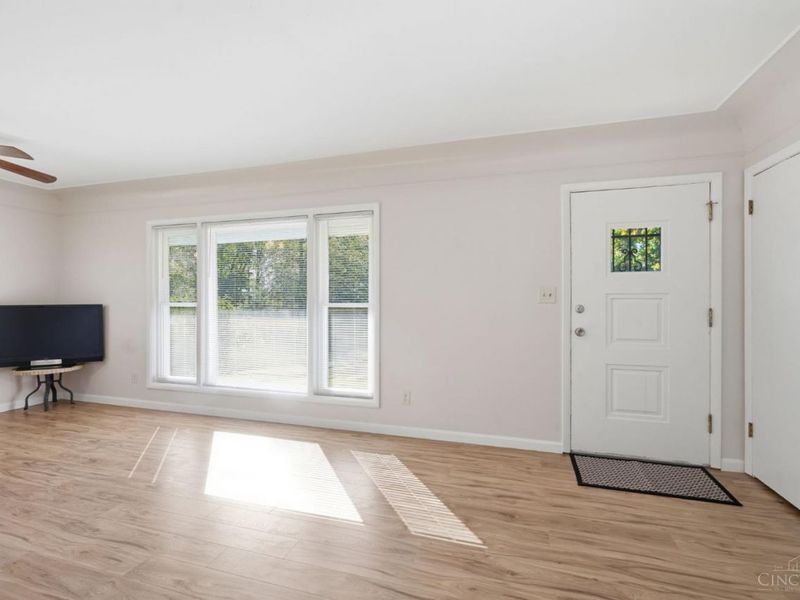 960 Oxford Middletown Road, Milford Township, OH 45013 Photo 9