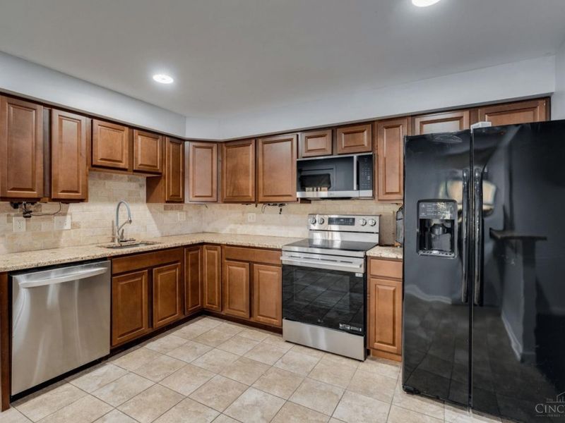 6710 Susan Drive, Goshen Township, OH 45140 Photo 10