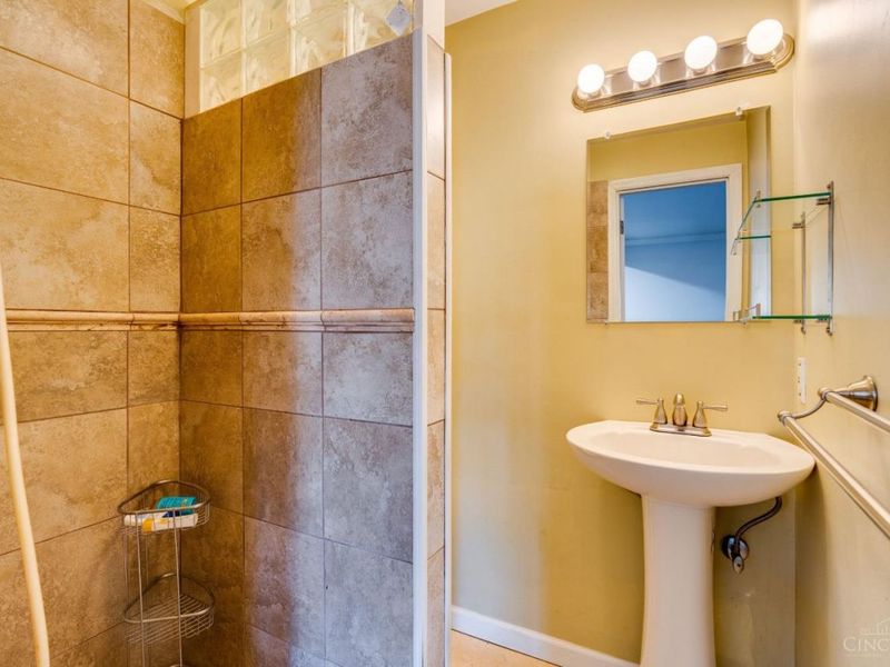 6710 Susan Drive, Goshen Township, OH 45140 Photo 26