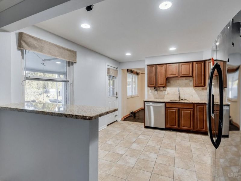 6710 Susan Drive, Goshen Township, OH 45140 Photo 9