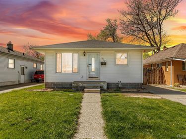 3912 ZIEGLER Street , Dearborn Heights, Mi 48125