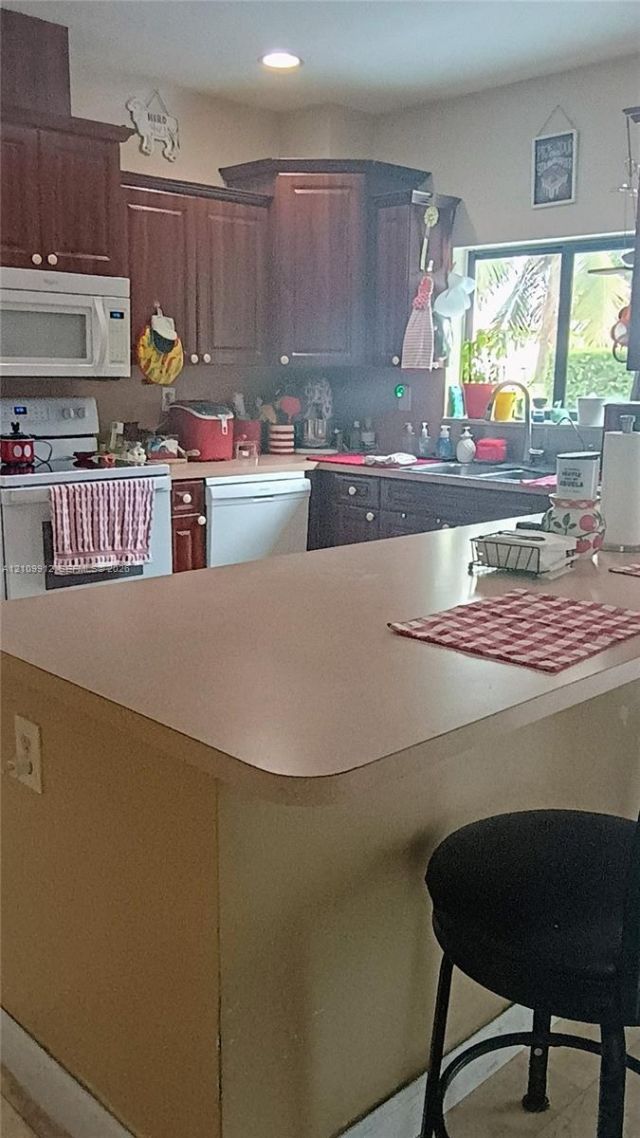 3253 SW 150 Ct , Miami, FL 33185 Photo