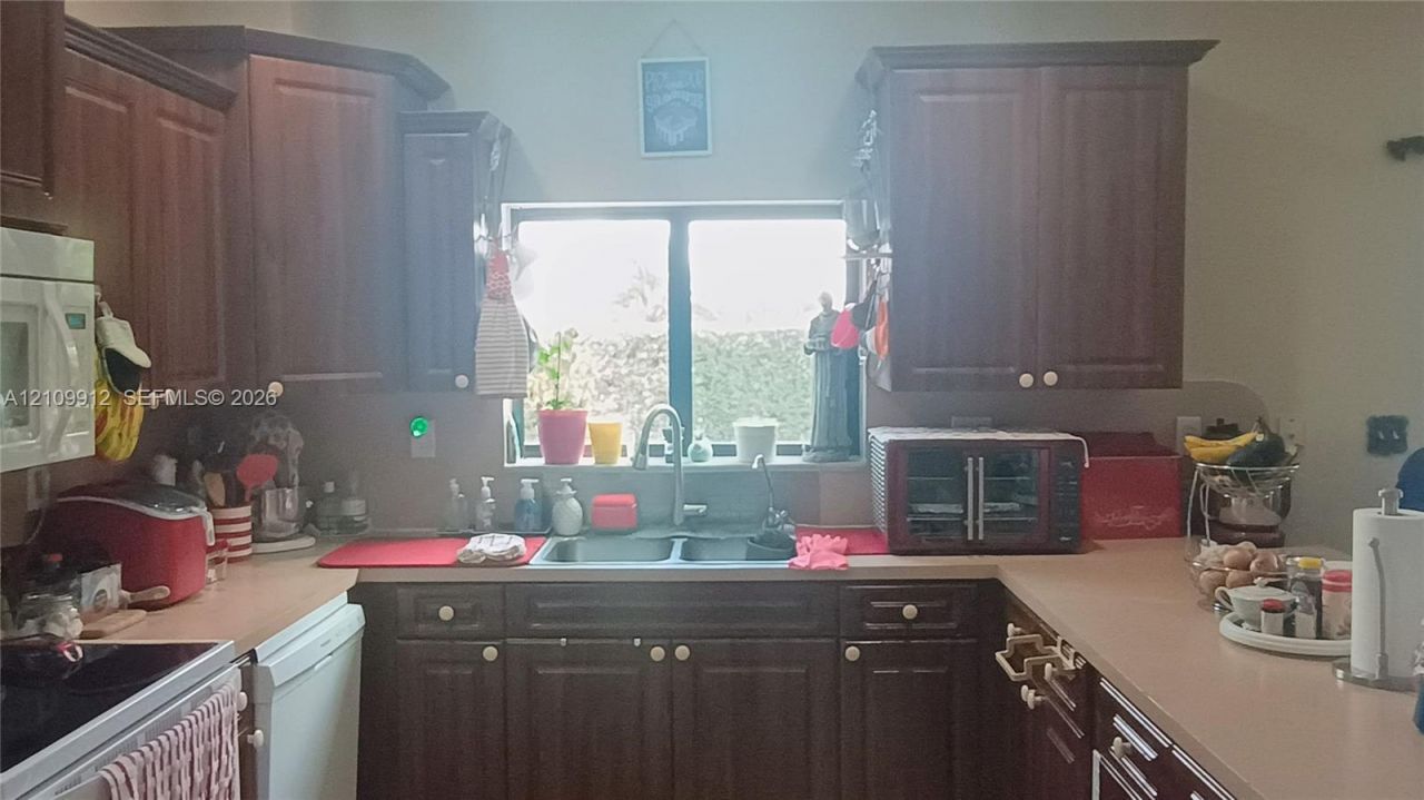 3253 SW 150 Ct , Miami, FL 33185 Photo
