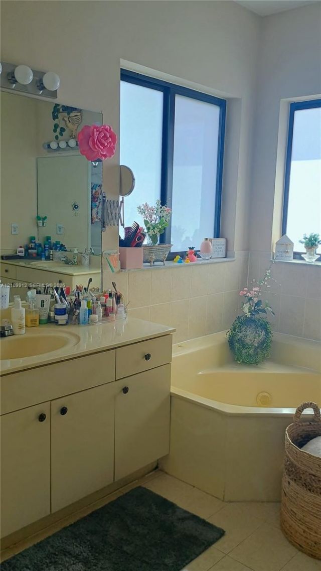 3253 SW 150 Ct , Miami, FL 33185 Photo