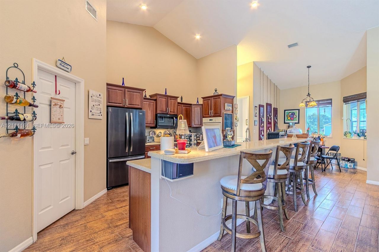 374 Parker St NE , Lake Placid, FL 33852 Photo