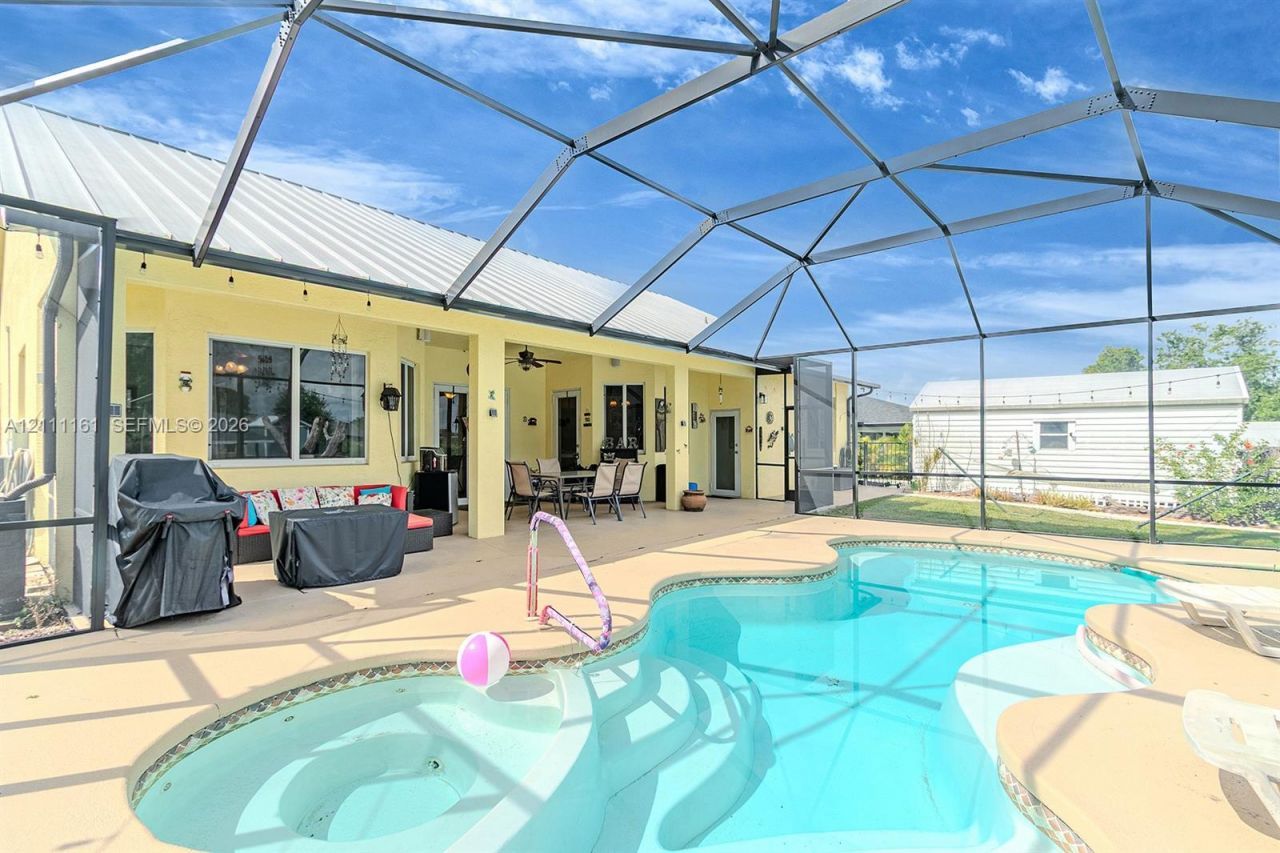 374 Parker St NE , Lake Placid, FL 33852 Photo