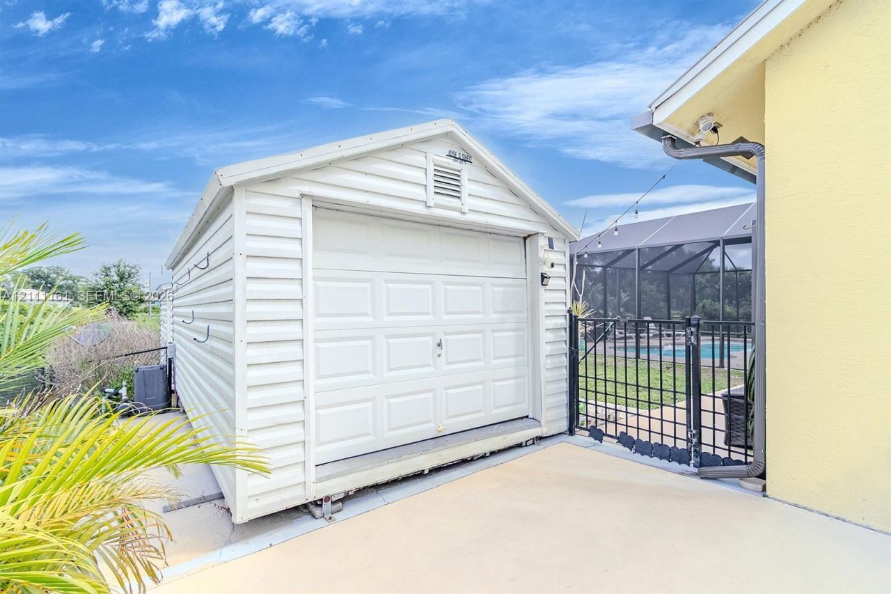 374 Parker St NE , Lake Placid, FL 33852 Photo
