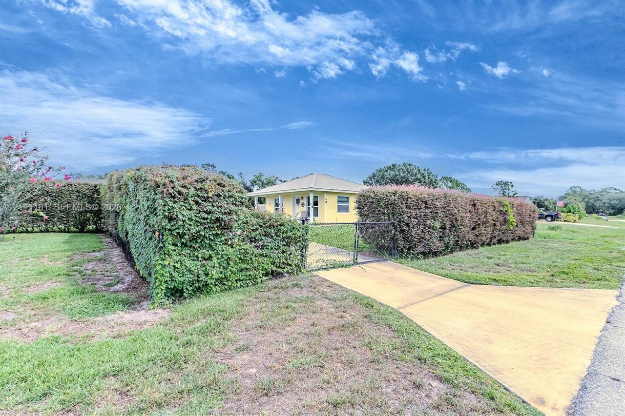 374 Parker St NE , Lake Placid, FL 33852 Photo