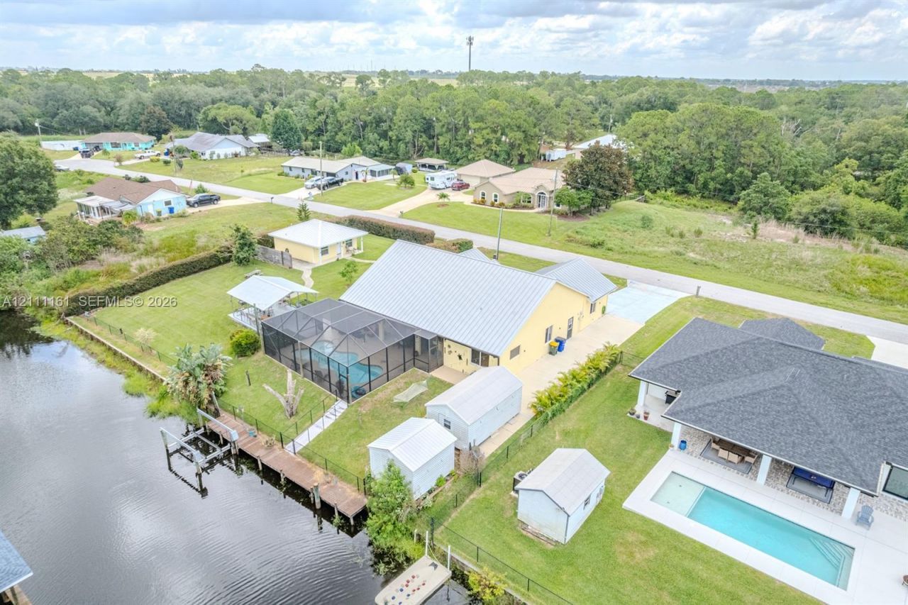 374 Parker St NE , Lake Placid, FL 33852 Photo