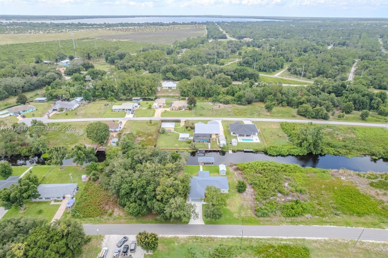 374 Parker St NE , Lake Placid, FL 33852 Photo