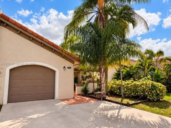 11404 SW 87th Ter, Unit 11404, Miami, FL 33173