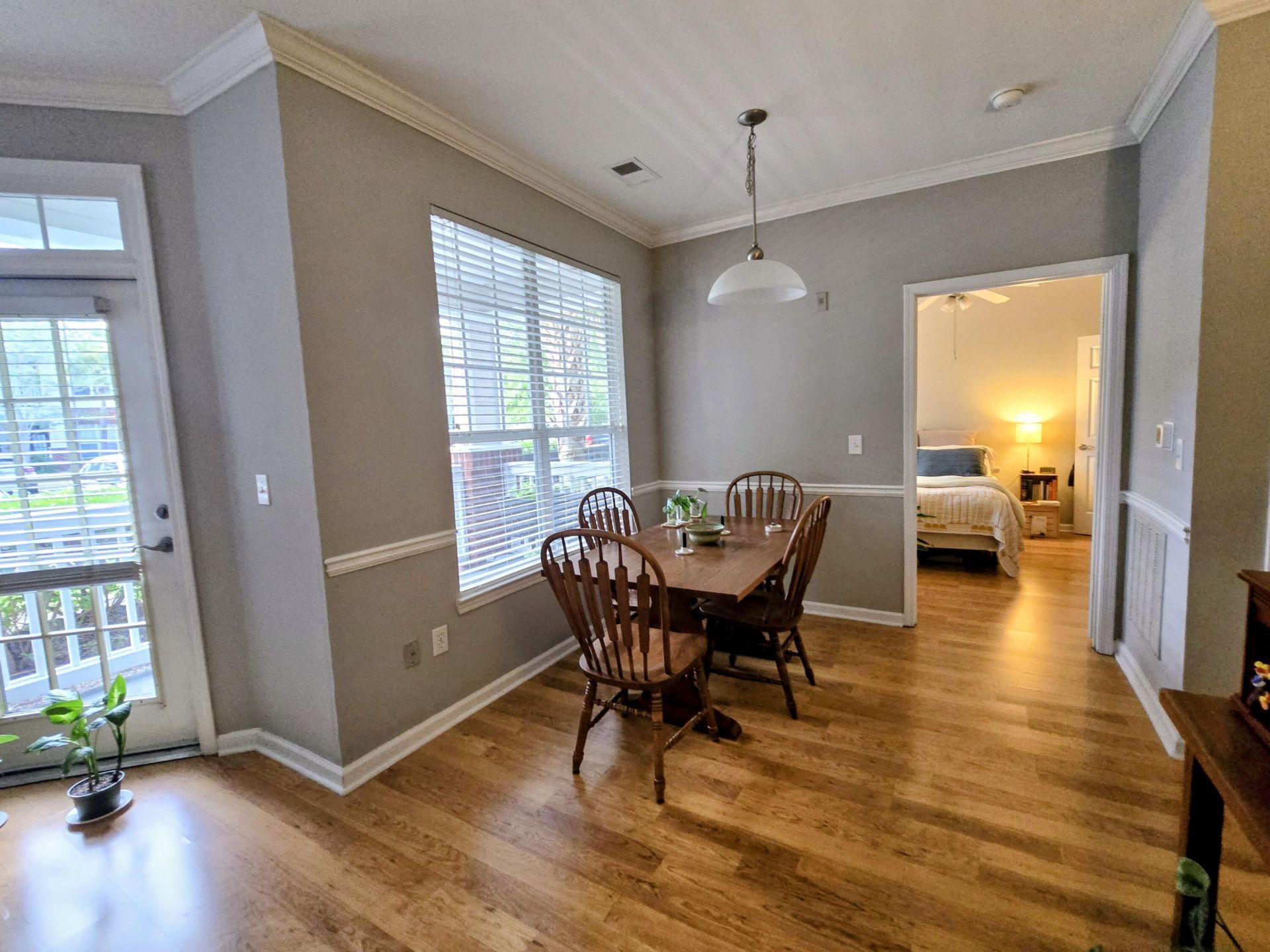 45 Sycamore Avenue Photo 11