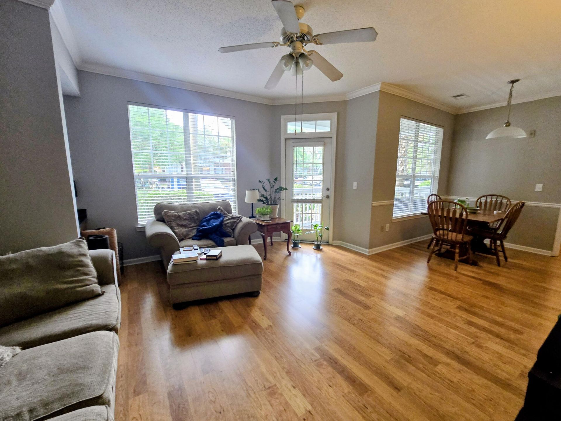 45 Sycamore Avenue Photo 7
