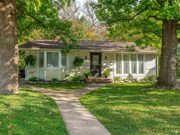 2311 46th Street Court , Rock Island, IL 61201
