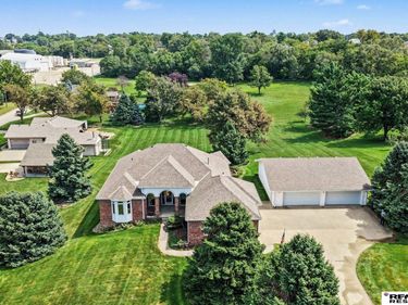 11425 S 216th Street, Gretna, NE 68028