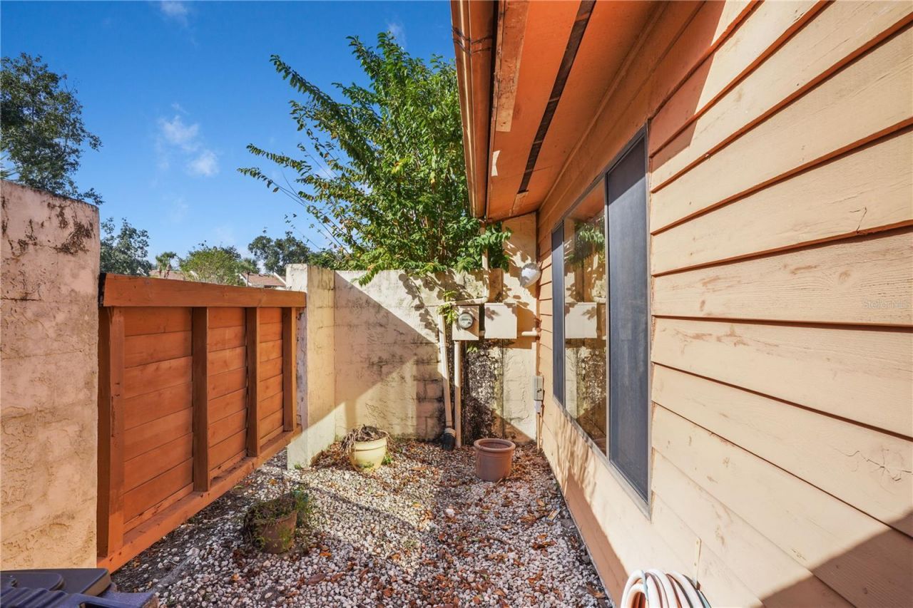 679 W Cranes Circle , Altamonte Springs, FL 32701 Photo