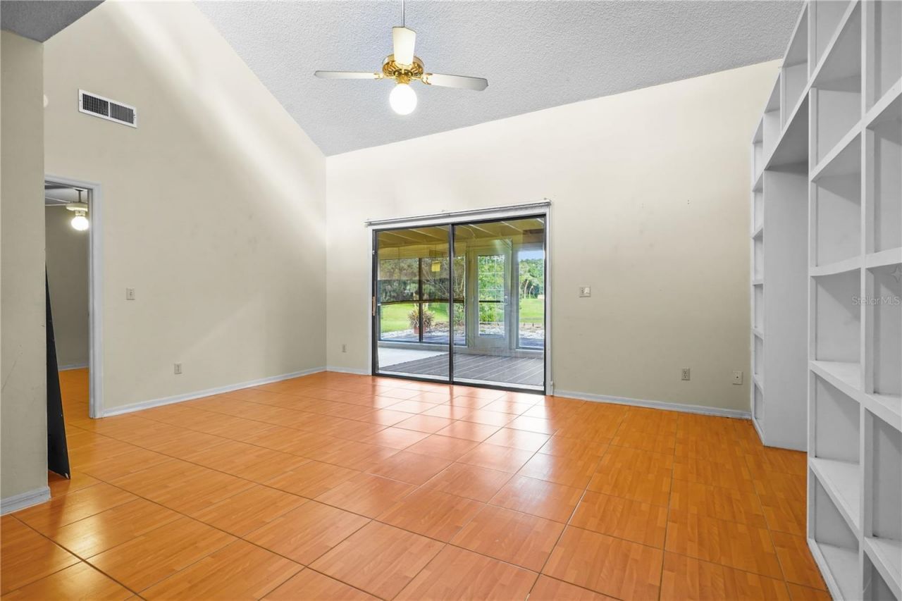 679 W Cranes Circle , Altamonte Springs, FL 32701 Photo