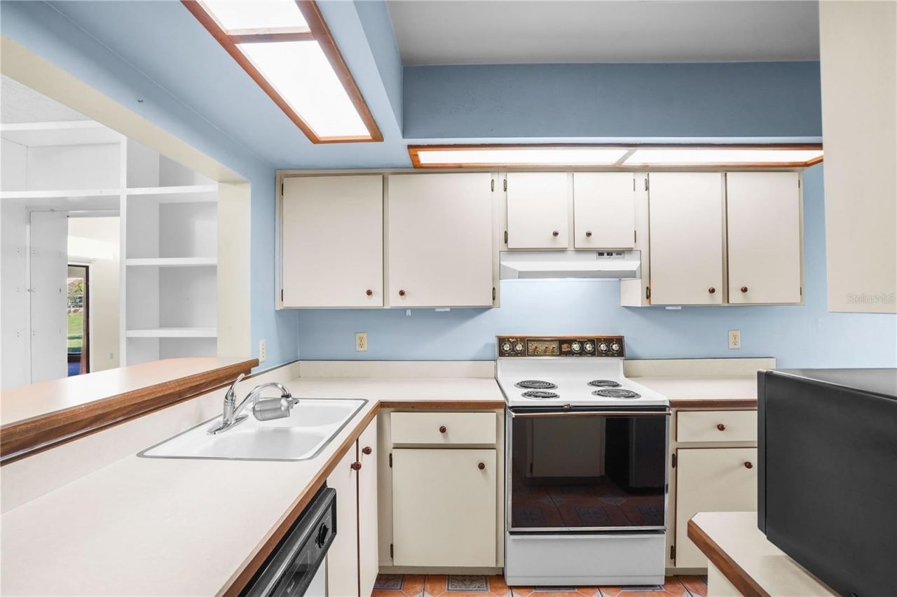 679 W Cranes Circle , Altamonte Springs, FL 32701 Photo