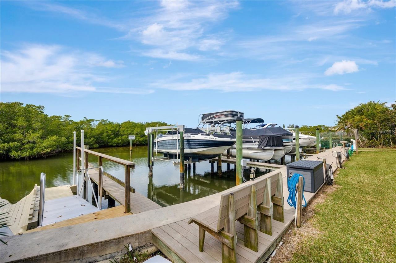 1670 Assisi Drive , Lot #14, Sarasota, FL 34231 Photo