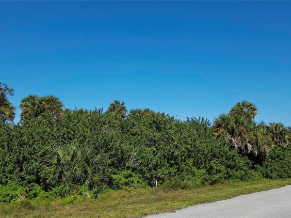 143 STERLING STREET , PORT CHARLOTTE, FL 33954