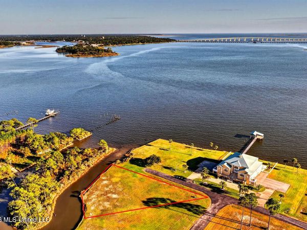 Branigar Drive, Biloxi, MS 39532