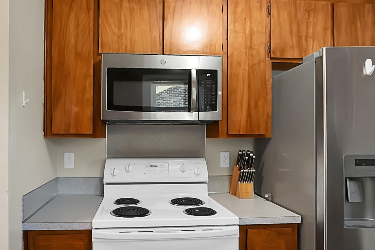 211 Mulberry Drive Photo 12