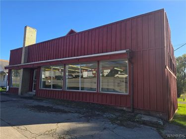 8392 Ridge Road , Gasport, NY 14067