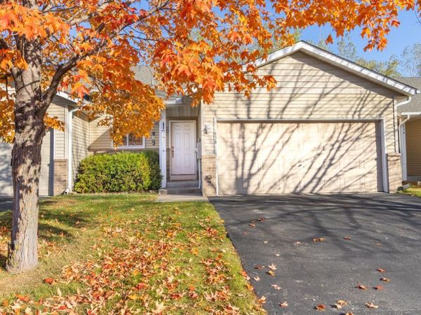 636 35th Street W, Hastings, MN 55033