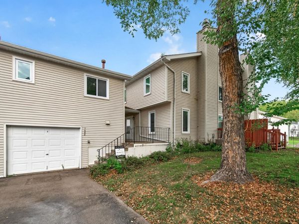 7440 Landau Curve, Bloomington, MN 55438