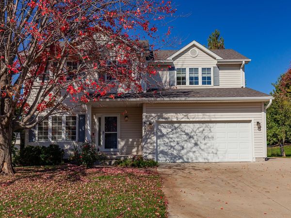 5007 Cherrywood Drive, West Des Moines, IA 50265