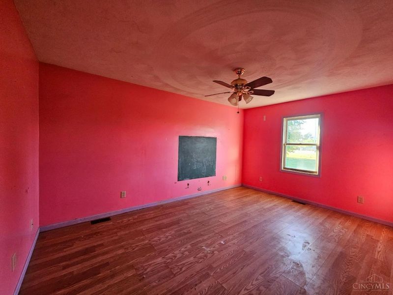 2437 Tri County Highway, Mount Orab, OH 45154 Photo 8