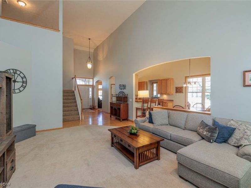 15271 Oak Hollow Lane, Strongsville, OH 44149 Photo 10