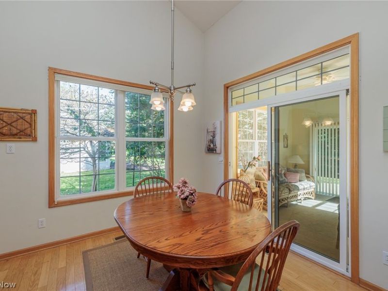 15271 Oak Hollow Lane, Strongsville, OH 44149 Photo 12