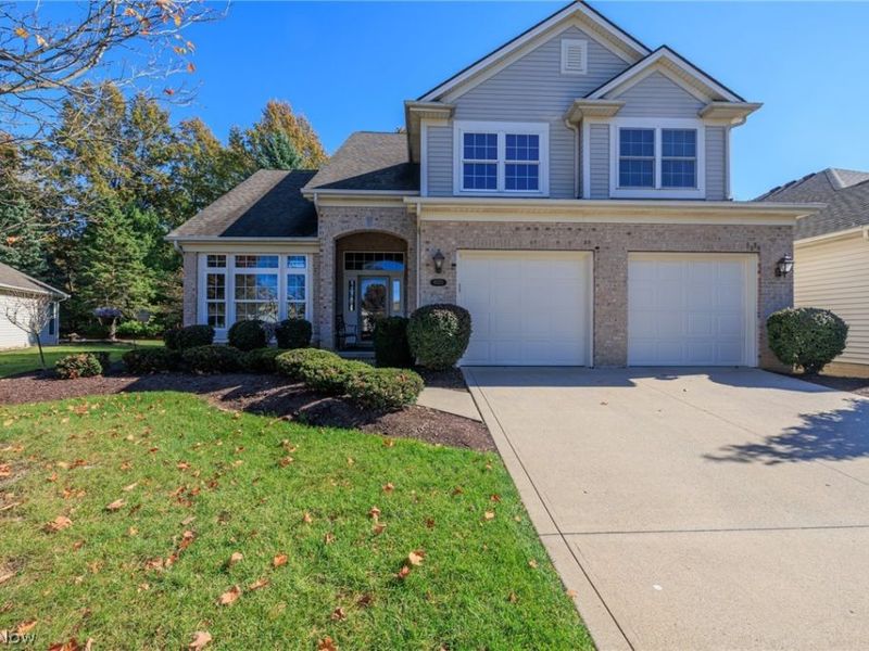 15271 Oak Hollow Lane, Strongsville, OH 44149 Photo 2