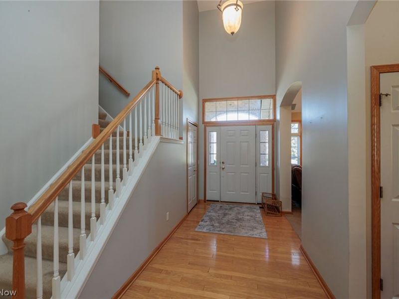 15271 Oak Hollow Lane, Strongsville, OH 44149 Photo 4