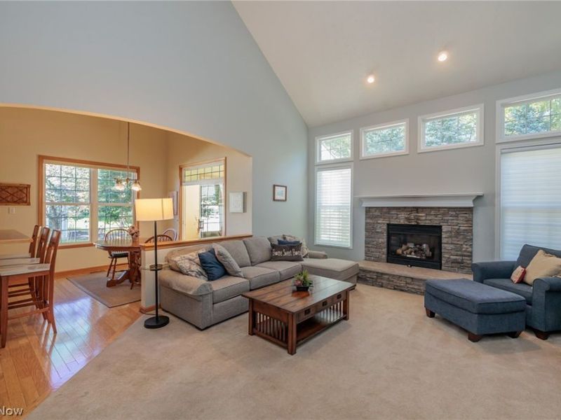 15271 Oak Hollow Lane, Strongsville, OH 44149 Photo 9