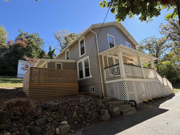 40 MORRIS MILL RD, STAUNTON, VA 24401
