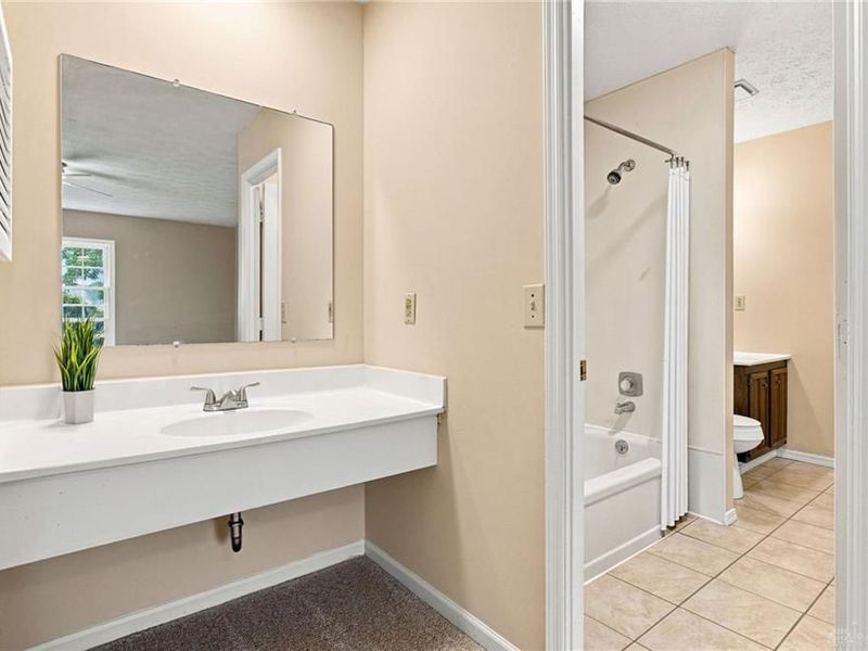 10935 Brookgreen Court, Unit 62, Sycamore Township, OH 45242 Photo 11