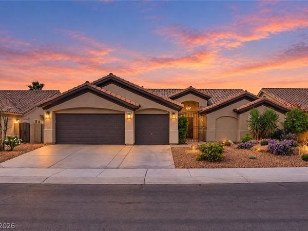 8305 Green Clover Avenue, Las Vegas, NV 89149