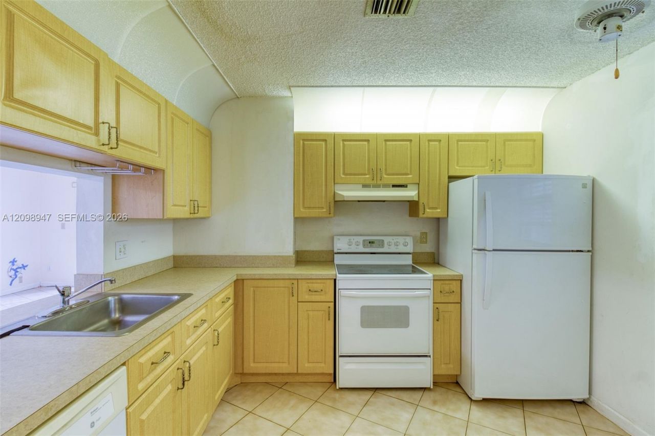 3644 NW 95th Ter , Unit 3K, Sunrise, FL 33351 Photo