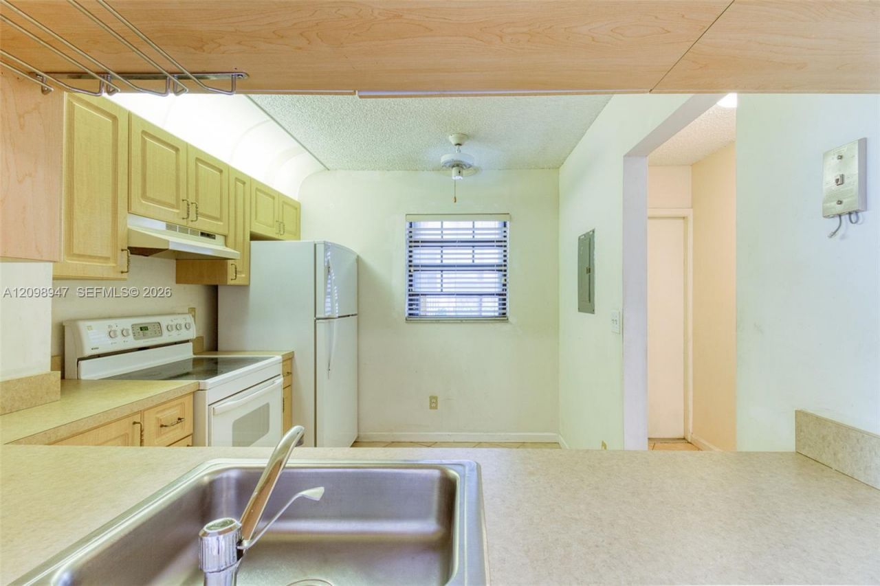3644 NW 95th Ter , Unit 3K, Sunrise, FL 33351 Photo