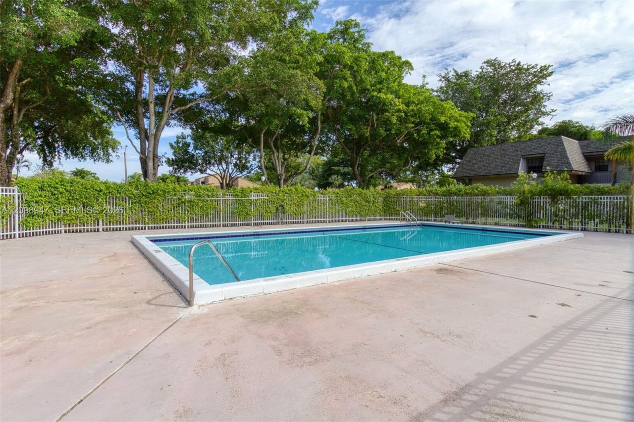 3644 NW 95th Ter , Unit 3K, Sunrise, FL 33351 Photo