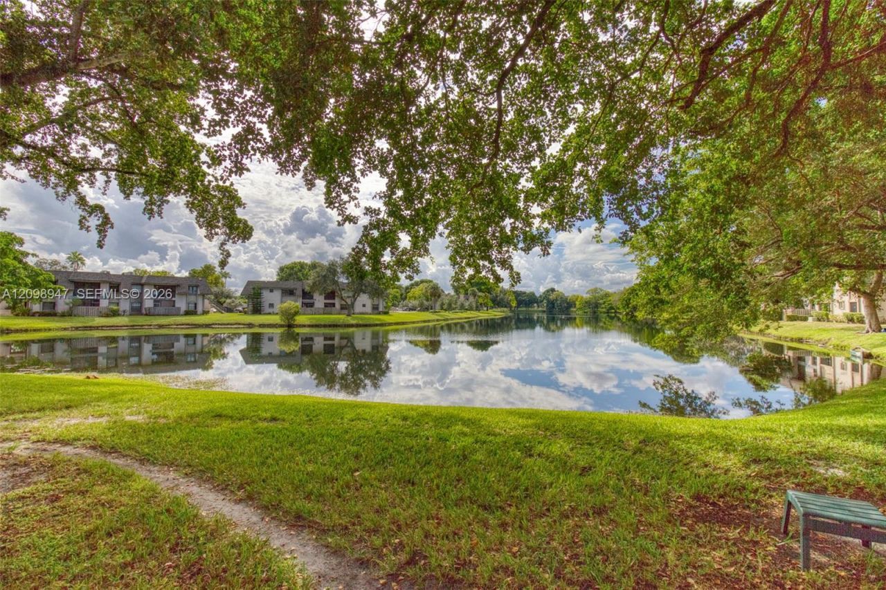3644 NW 95th Ter , Unit 3K, Sunrise, FL 33351 Photo