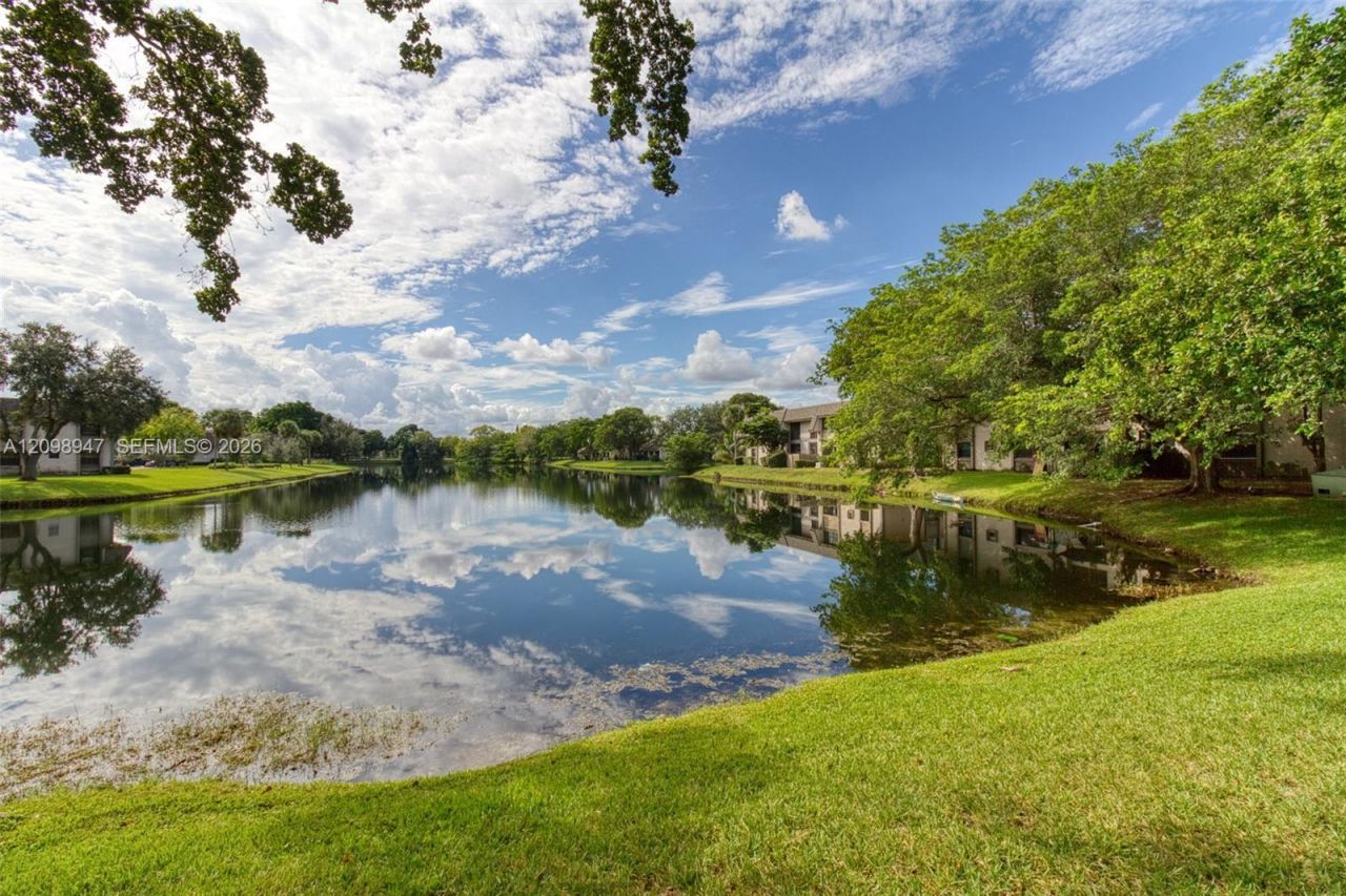 3644 NW 95th Ter , Unit 3K, Sunrise, FL 33351 Photo