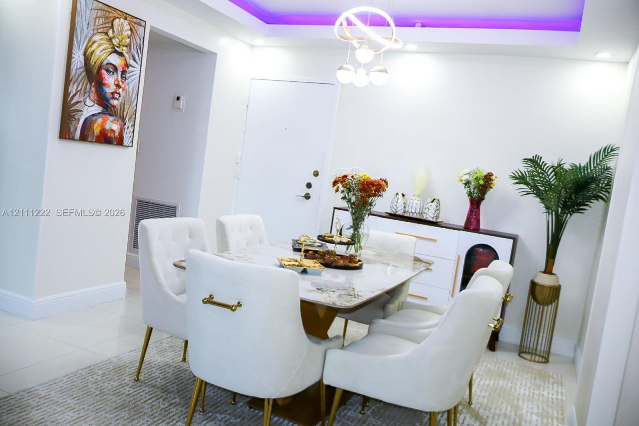 800 West Ave , Unit 426, Miami Beach, FL 33139 Photo