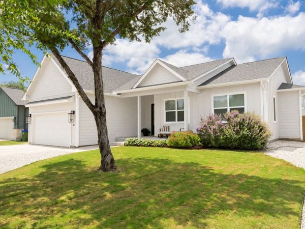 32 Acacia DR , Wimberley, TX 78676