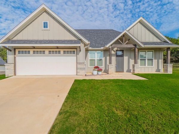 1004 Mojave Trail, Granbury, TX 76048