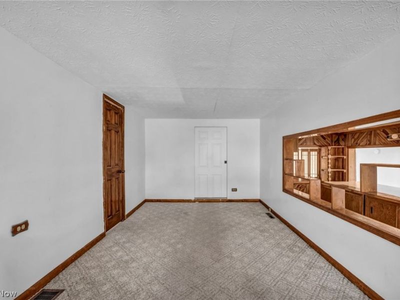 1980 Wadsworth Road , Norton, OH 44203 Photo 16